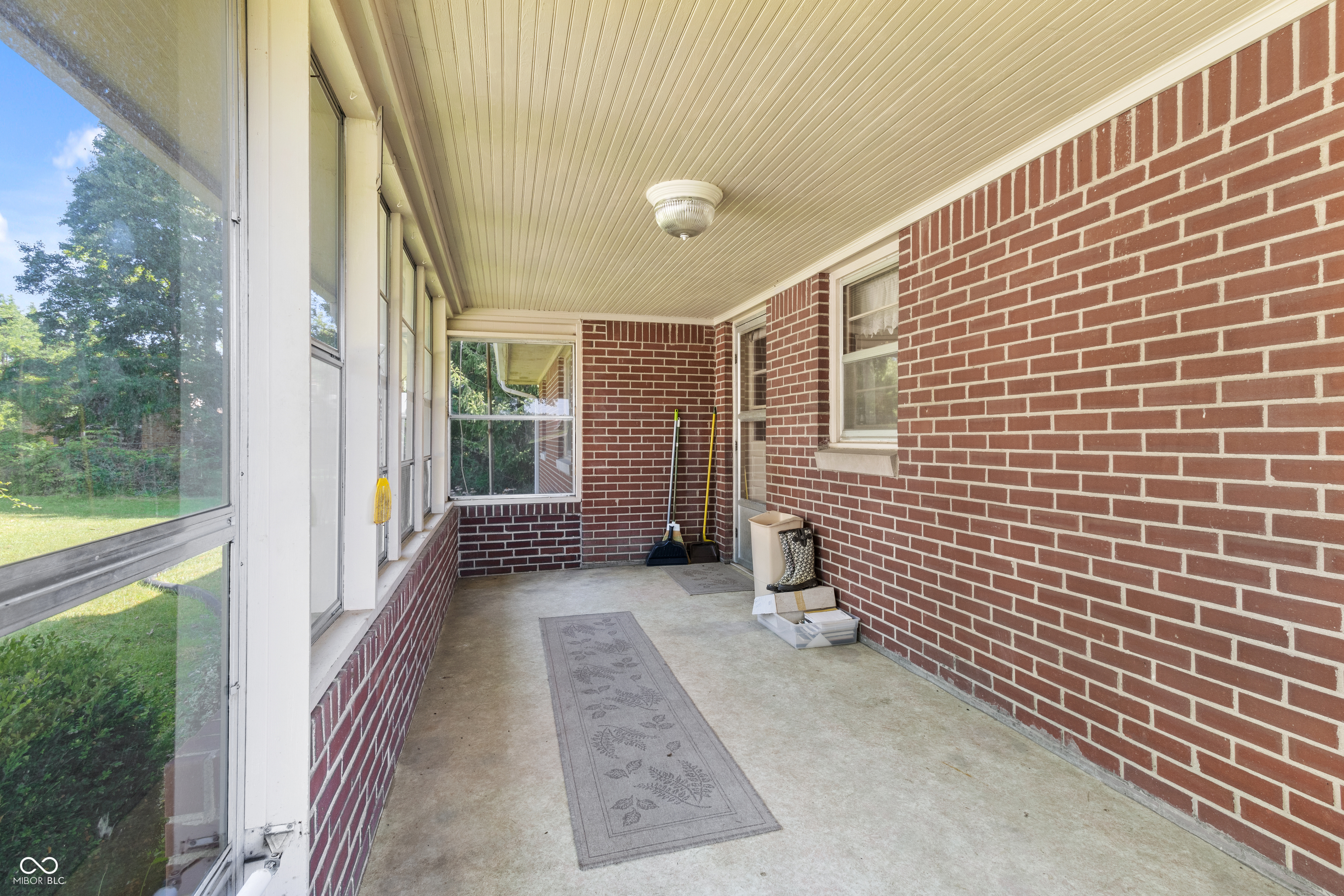 8950 Baker Road Indianapolis, IN 46259 - Photo 18 of 42