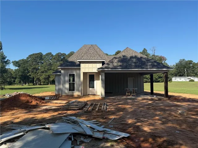 $377,000 | 156 Locker Road, Deville, LA 71328