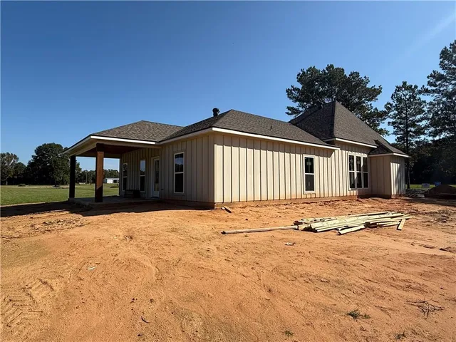 $377,000 | 156 Locker Road, Deville, LA 71328