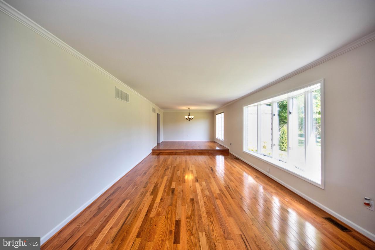 2505 McComas Road White Hall, MD 21161 - Photo 7 of 37