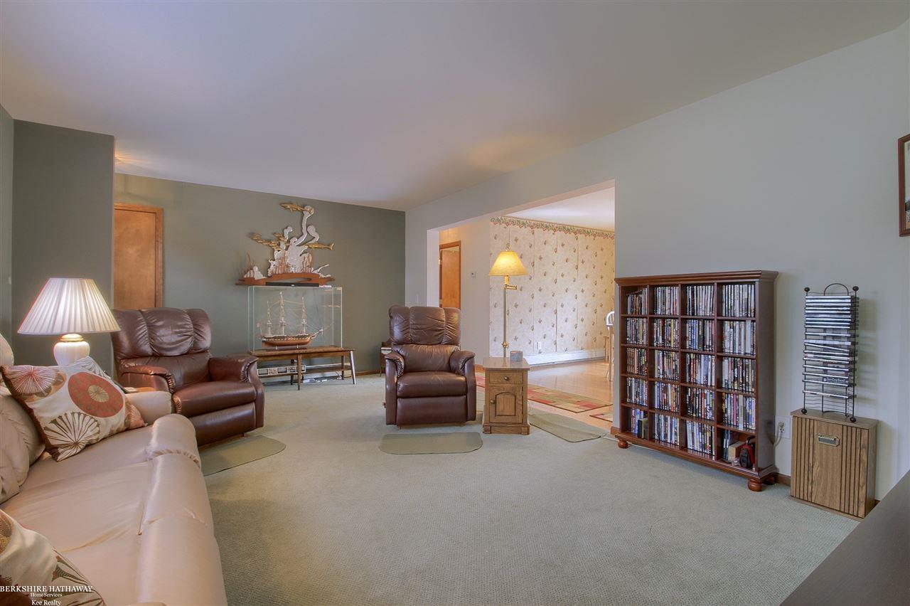 1660 Cochrane Road Allenton, MI 48002 - Photo 6 of 30 Great Room
