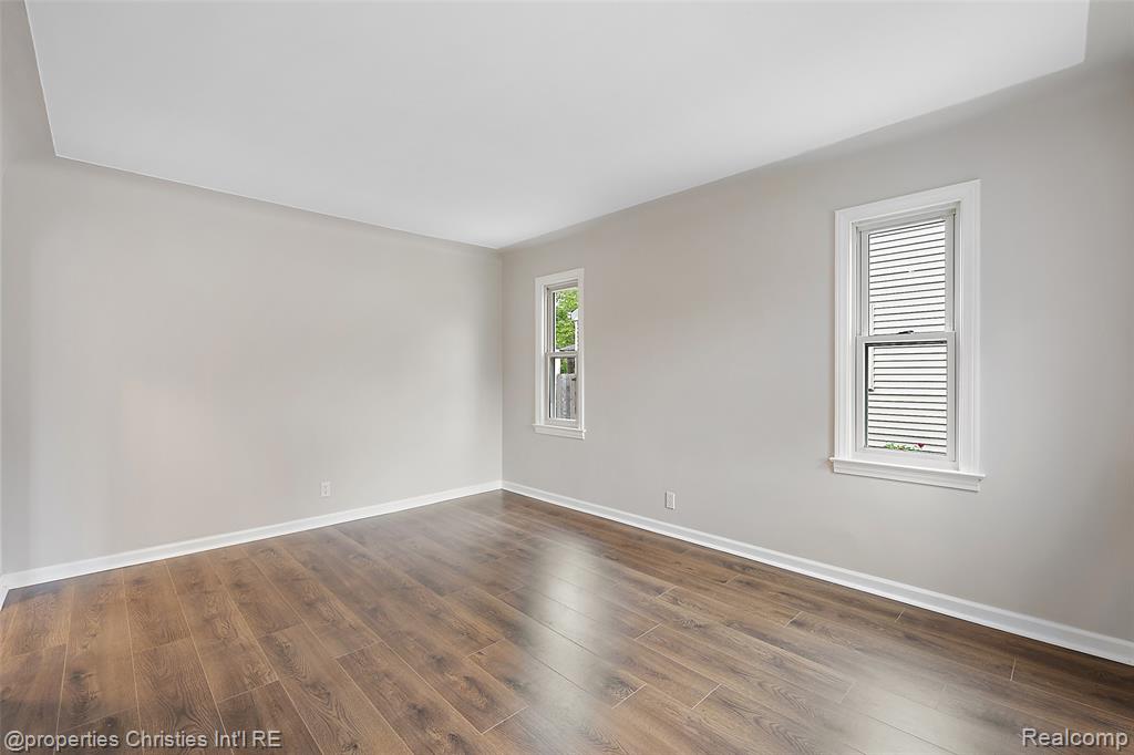 2193 Earlmont Road Berkley, MI 48072 - Photo 7 of 38 Gallery Image 7