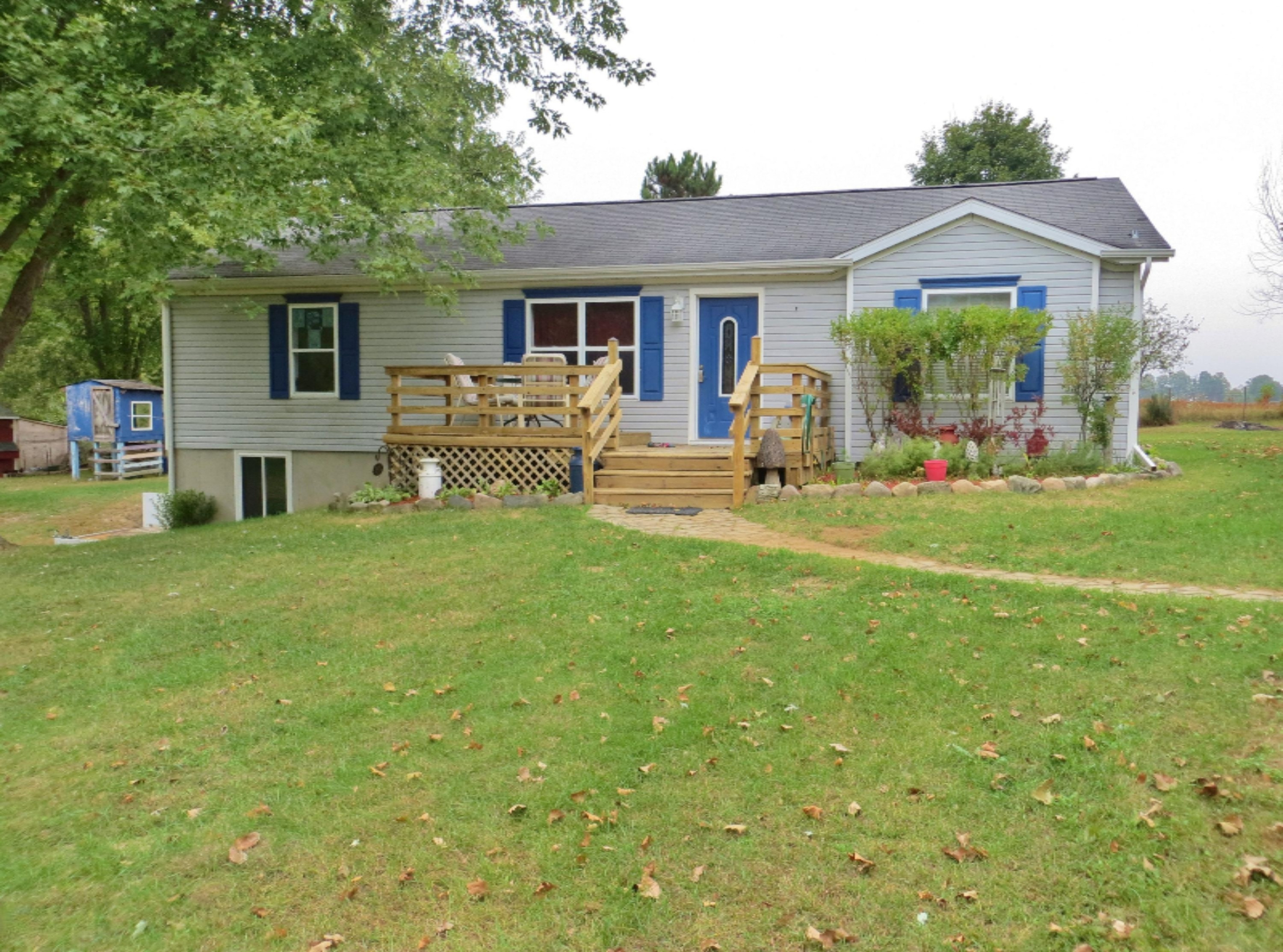 19272 Featherstone Road Constantine, MI 49042 - Photo 1 of 37 IMG_8982