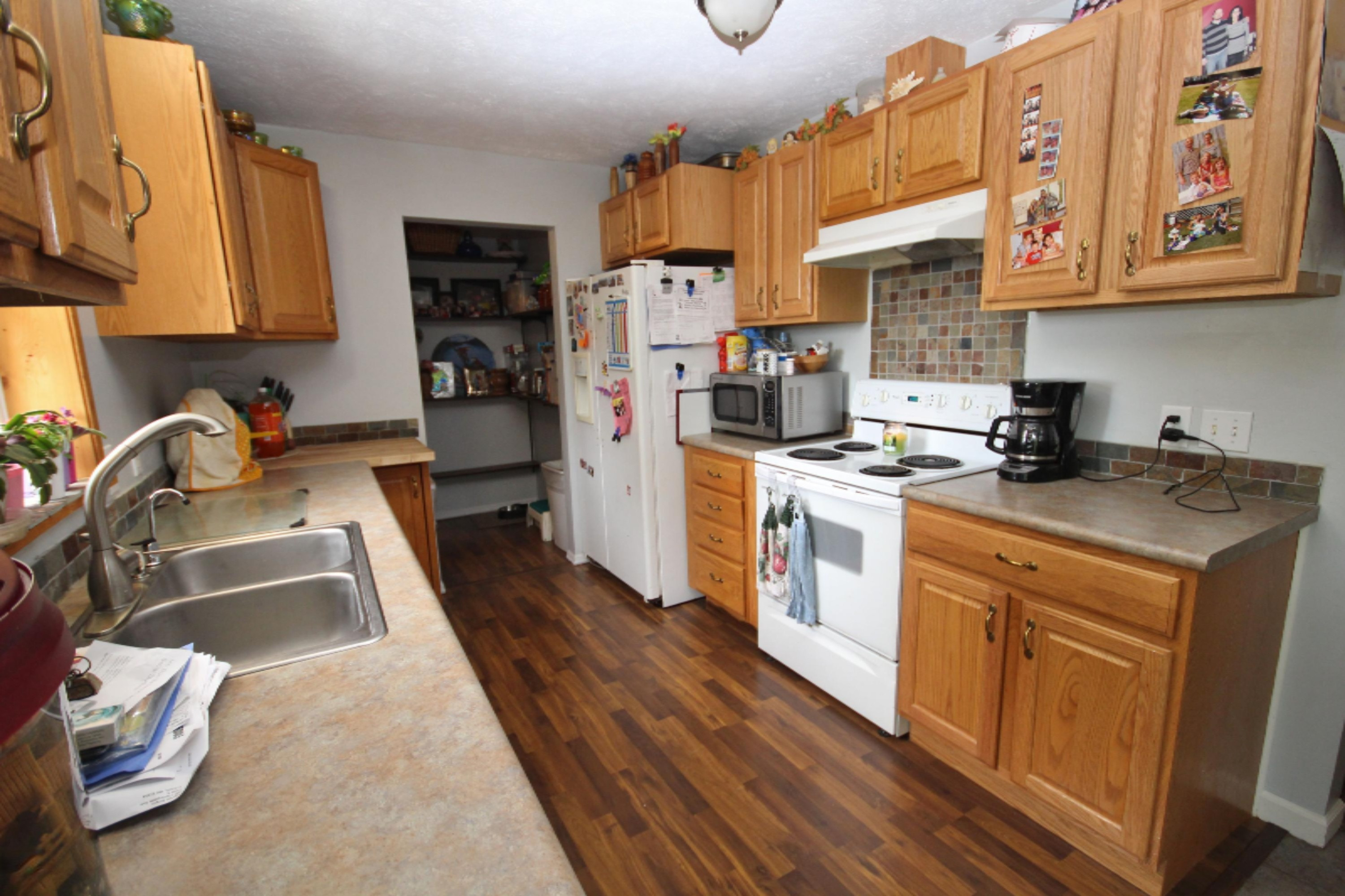 19272 Featherstone Road Constantine, MI 49042 - Photo 22 of 37 IMG_3654