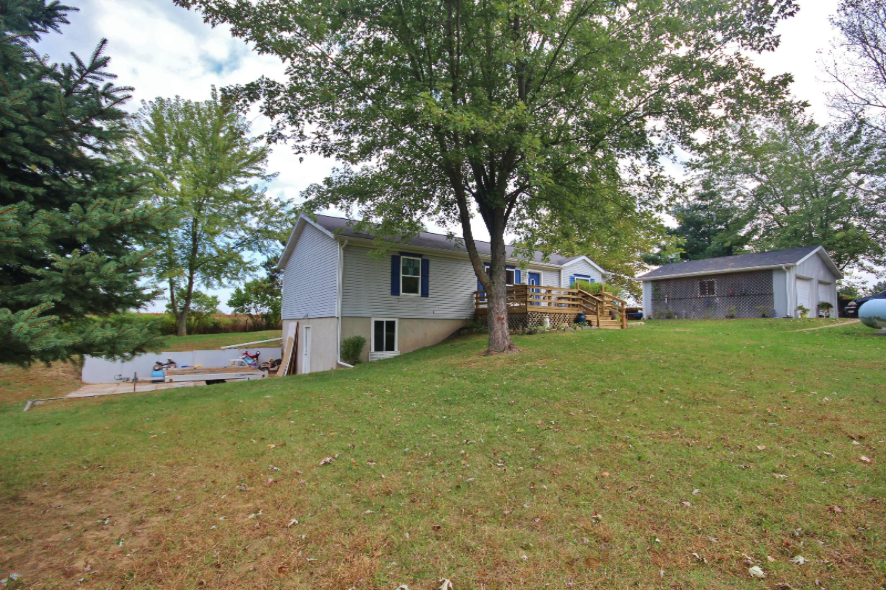 19272 Featherstone Road Constantine, MI 49042 - Photo 6 of 37 IMG_3705
