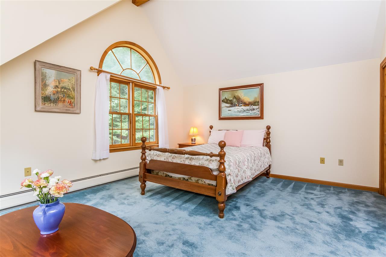 19 Stoney Brook Road Bow, NH 03304 - Photo 23 of 40