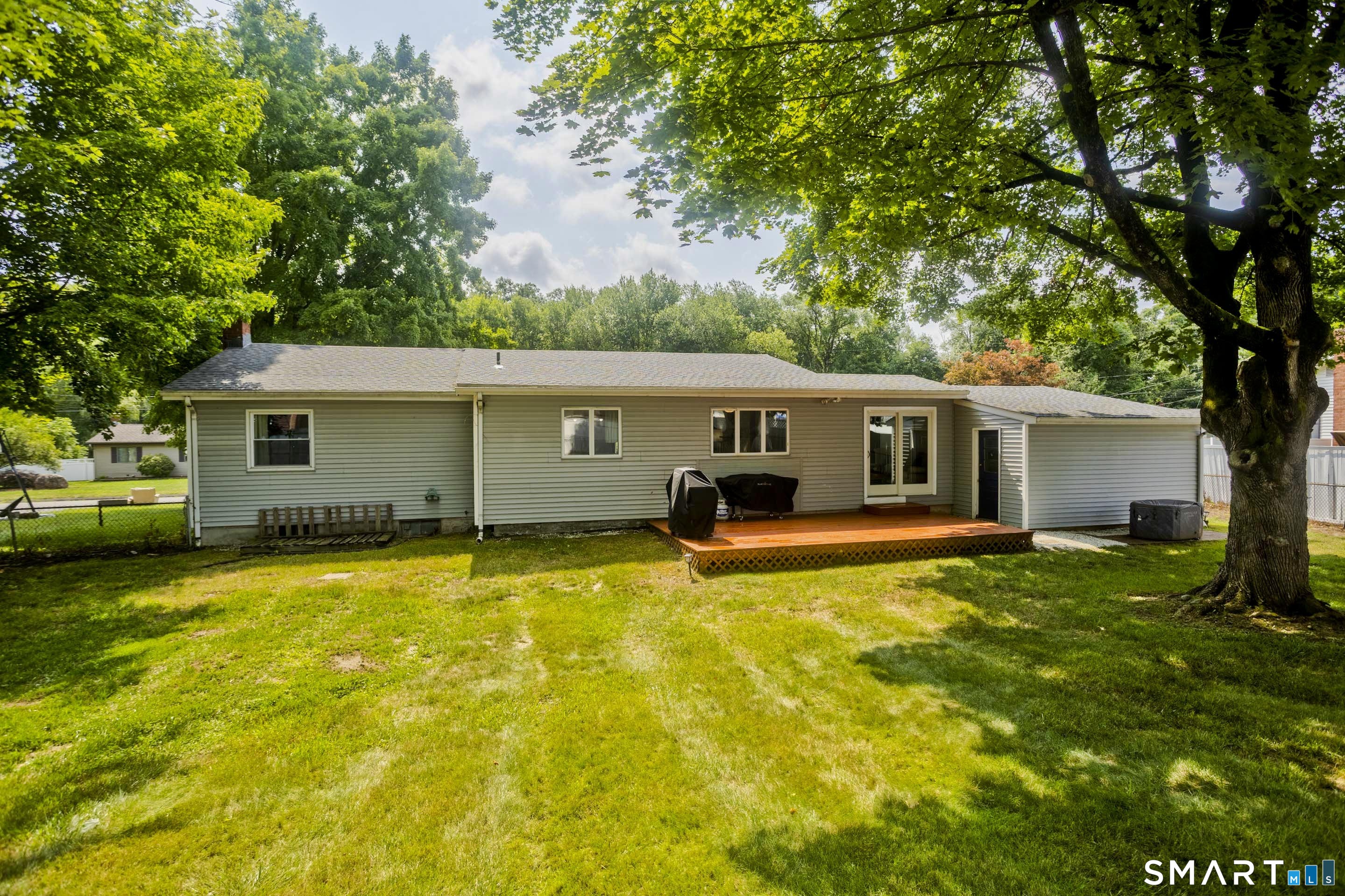 87 Jackson Road Enfield, CT 06082 - Photo 38 of 40