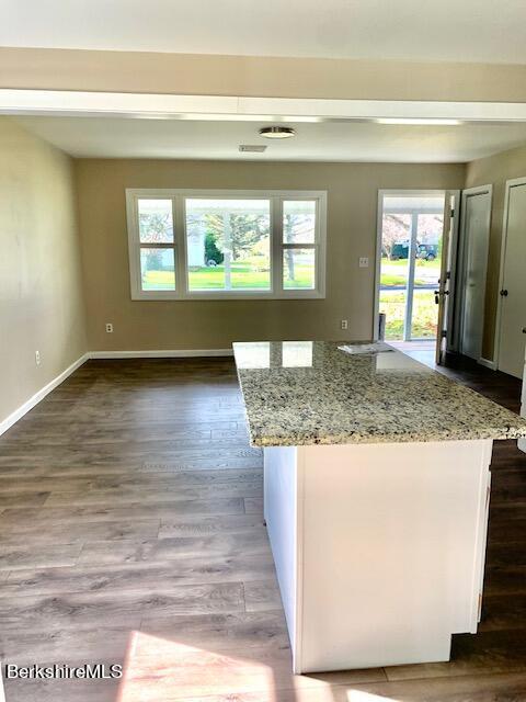 210 Orchard Road Dalton, MA 01226 - Photo 16 of 19 Livingroom