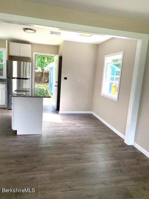 210 Orchard Road Dalton, MA 01226 - Photo 4 of 19 Eating Area