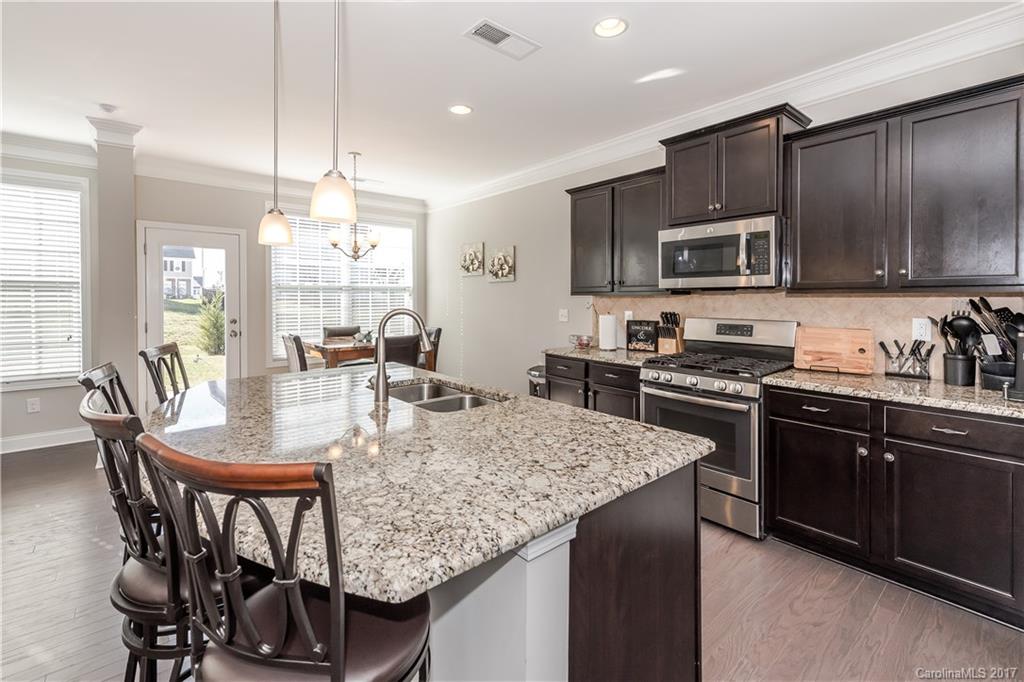 8347 Dallas Bay Road, Unit 231 Charlotte, NC 28278 - Photo 6 of 23 Gallery Image 6