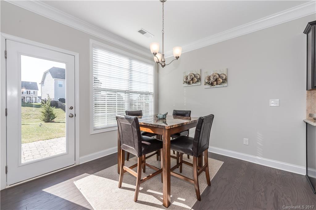 8347 Dallas Bay Road, Unit 231 Charlotte, NC 28278 - Photo 9 of 23 Gallery Image 9