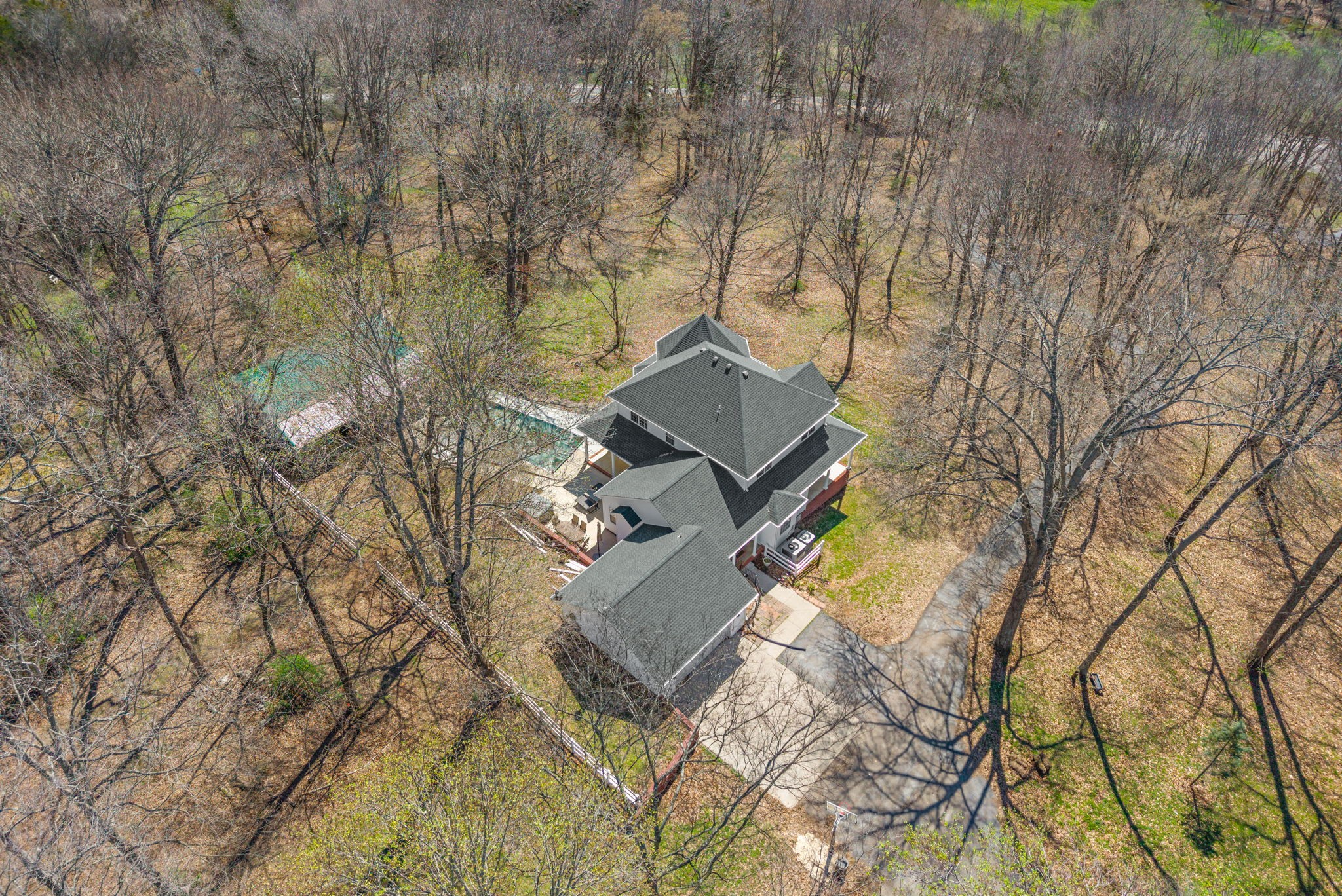 1941 Highway 76 Adams, TN 37010 - Photo 6 of 80