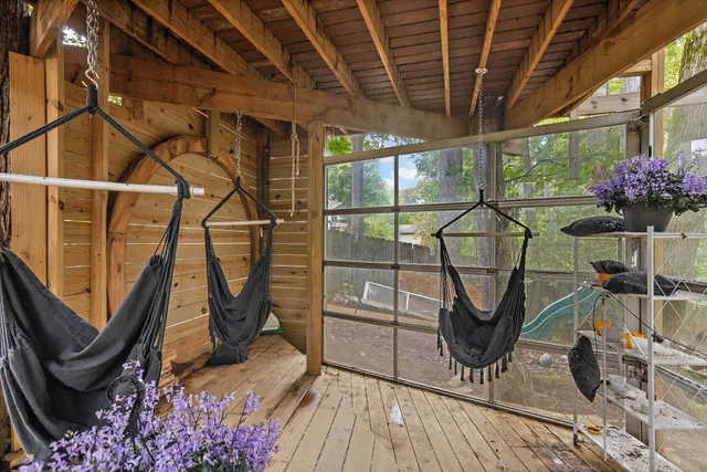 $499,500 | 1017 Red Oak Drive, Greenbrier, TN 37073