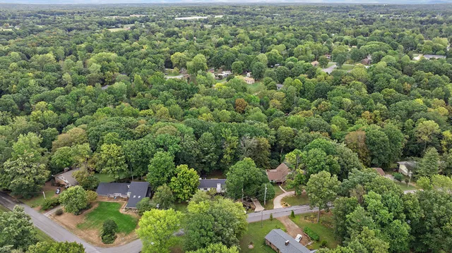 $499,500 | 1017 Red Oak Drive, Greenbrier, TN 37073