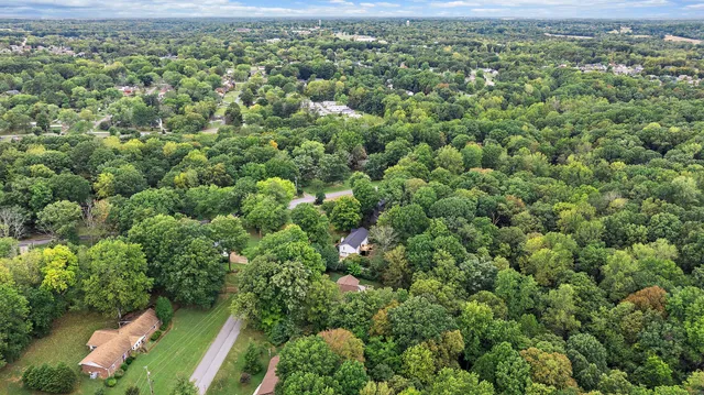 $499,500 | 1017 Red Oak Drive, Greenbrier, TN 37073