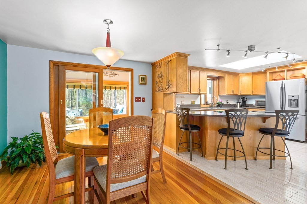 14 Roberta Road Sharon, MA 02067 - Photo 6 of 35 Gallery Image 6