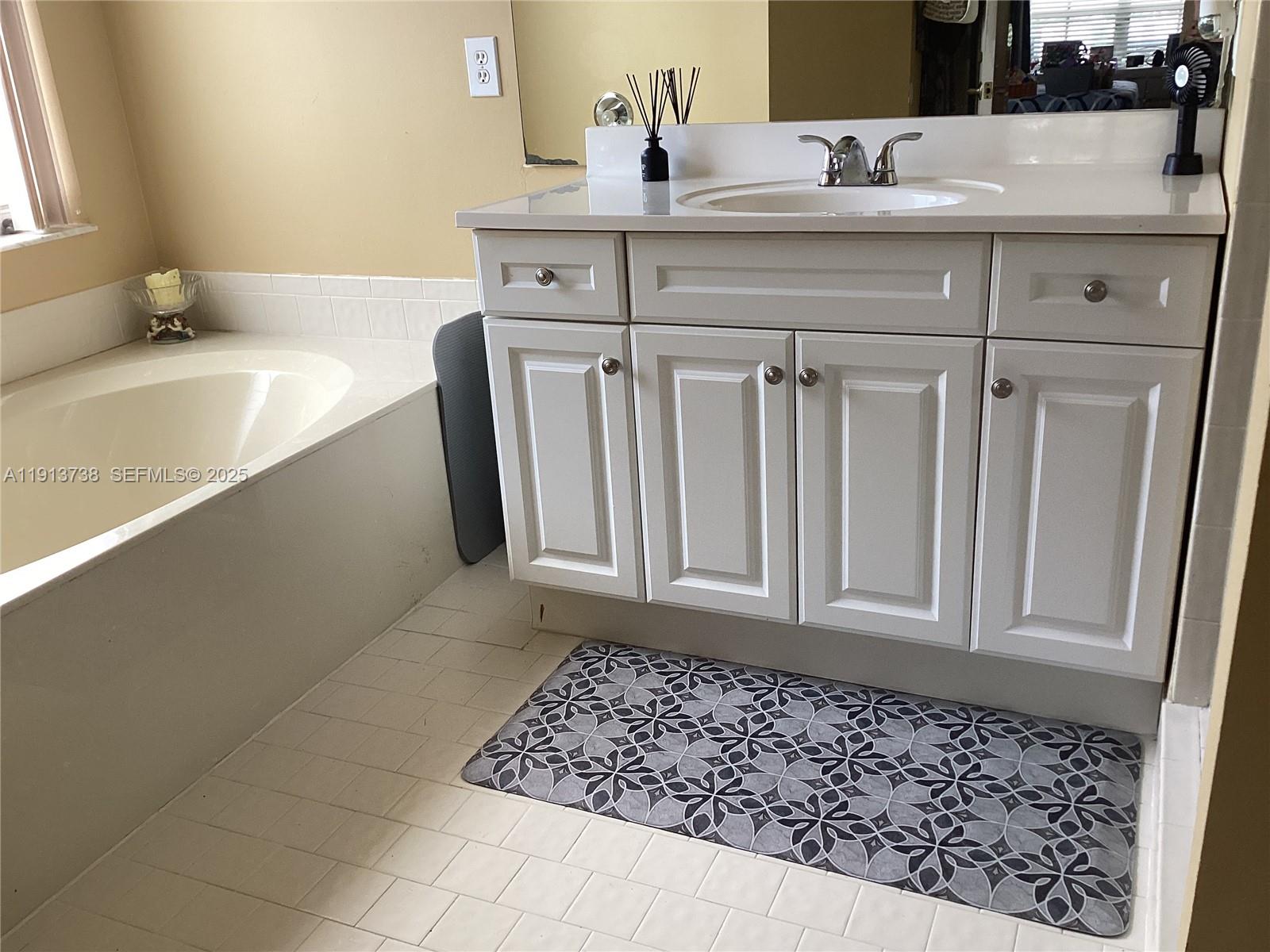 15264 Southwest 43rd Court Miramar, FL 33027 - Photo 13 of 22