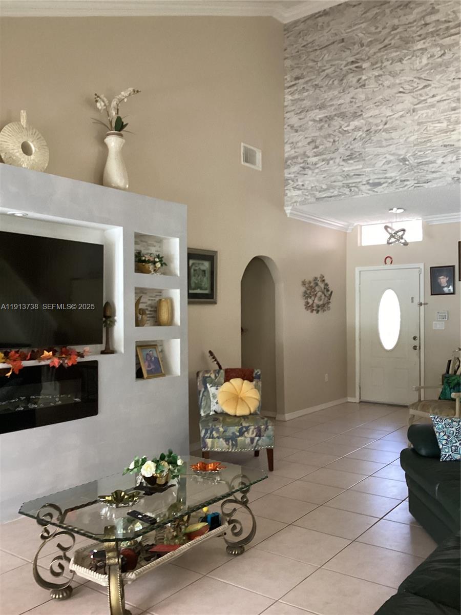 15264 Southwest 43rd Court Miramar, FL 33027 - Photo 15 of 22