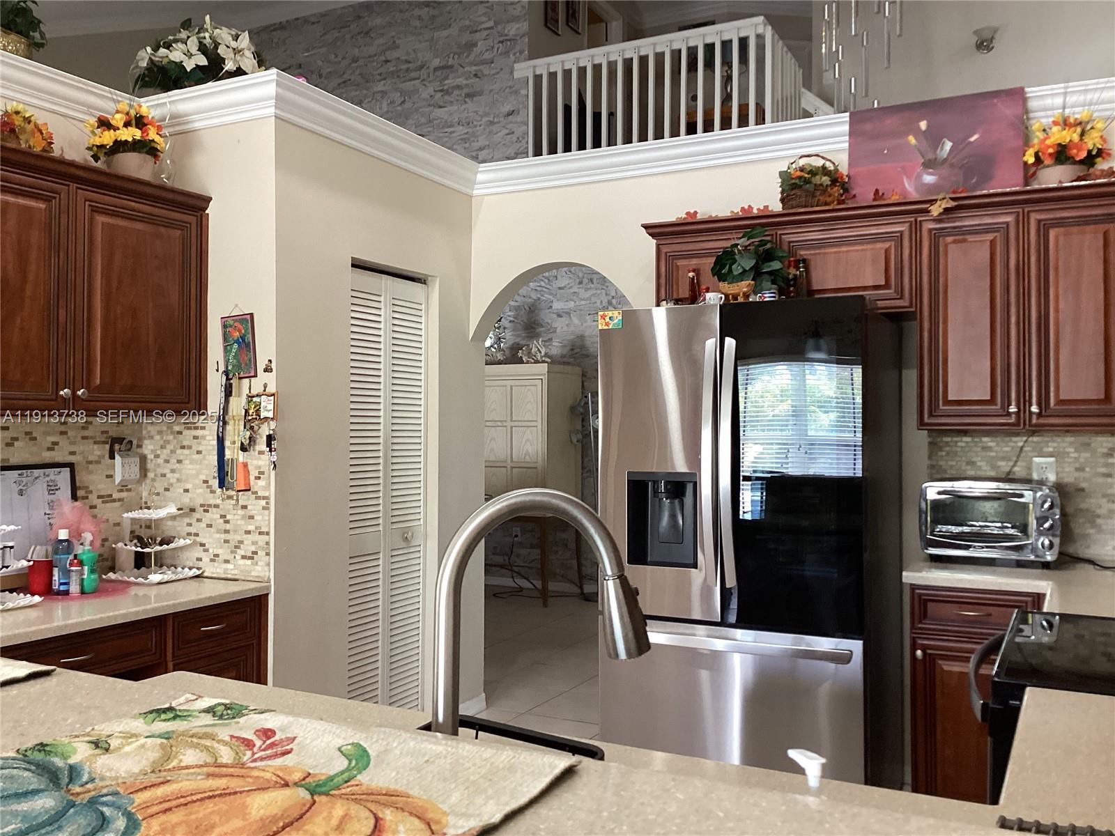 15264 Southwest 43rd Court Miramar, FL 33027 - Photo 5 of 22