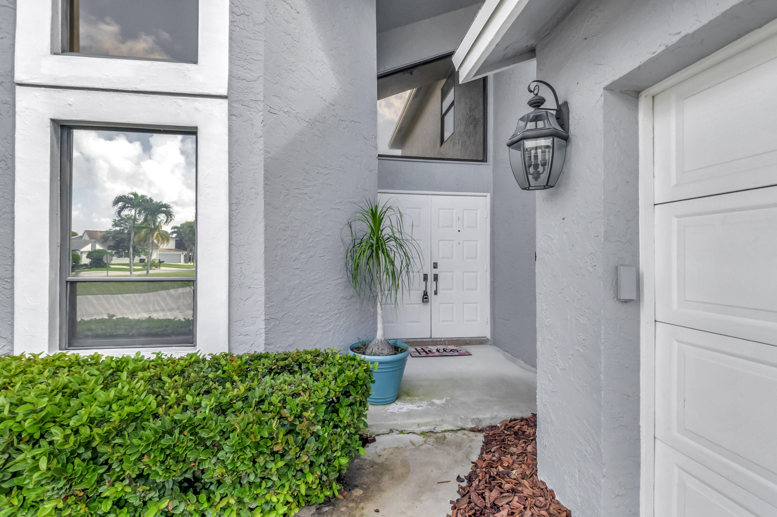 8571 Brody Way Boca Raton, FL 33433 - Photo 3 of 34 DSC_7737