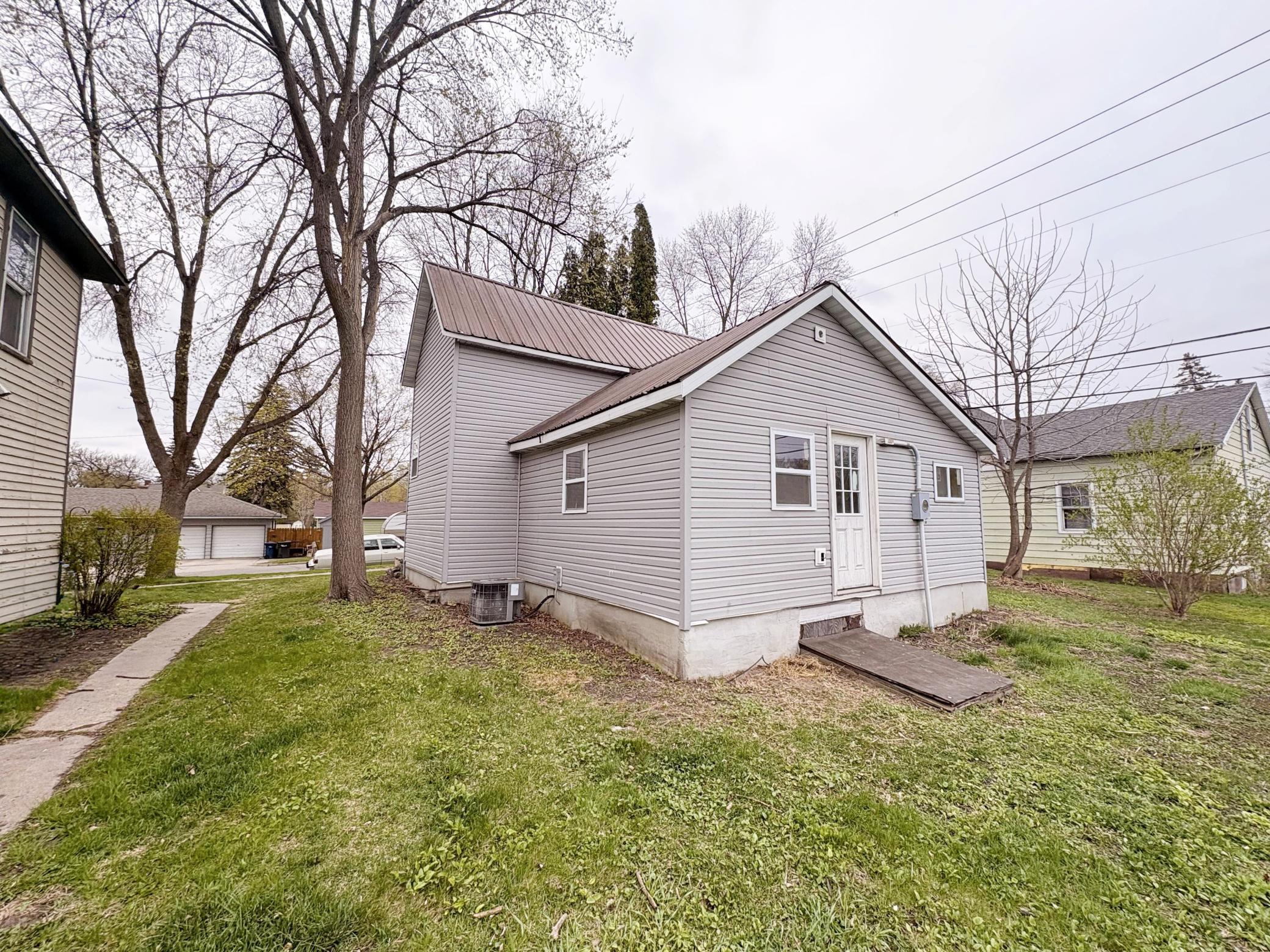 710 South Oak Street Fergus Falls, MN 56537 - Photo 12 of 15