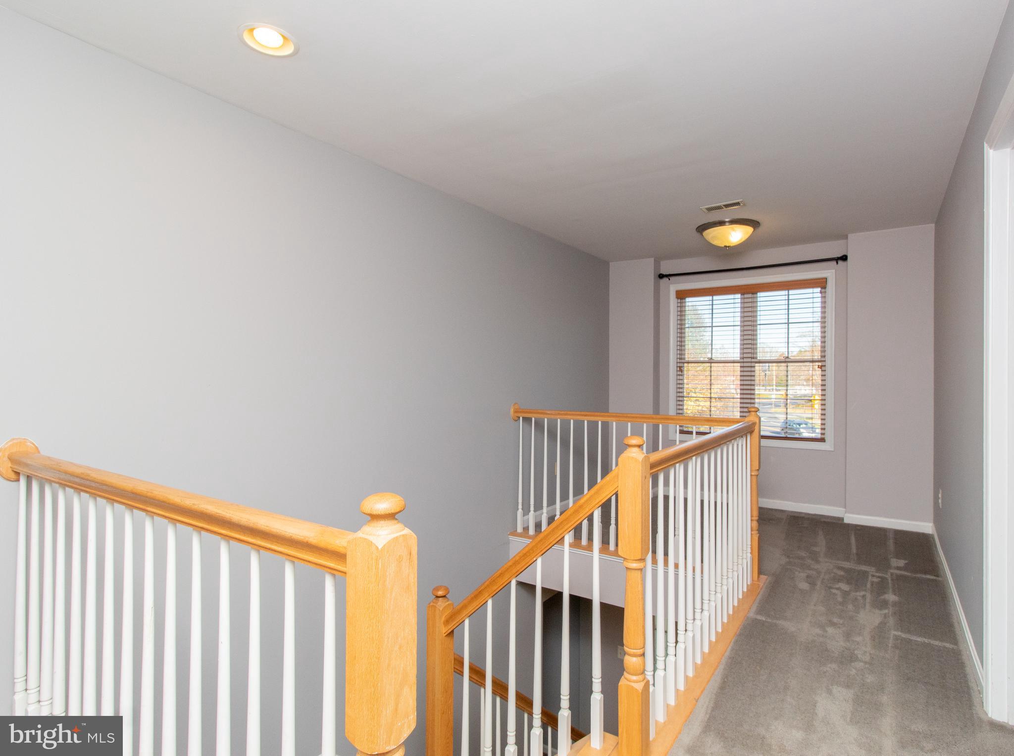 29169 Thompson Corner Road Charlotte Hall, MD 20622 - Photo 17 of 31 2nd Floor Landing