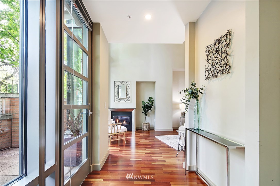 910 Lenora Street, Unit S207 Seattle, WA 98121 - Photo 16 of 25
