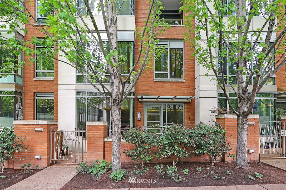 910 Lenora Street, Unit S207 Seattle, WA 98121 - Photo 20 of 25