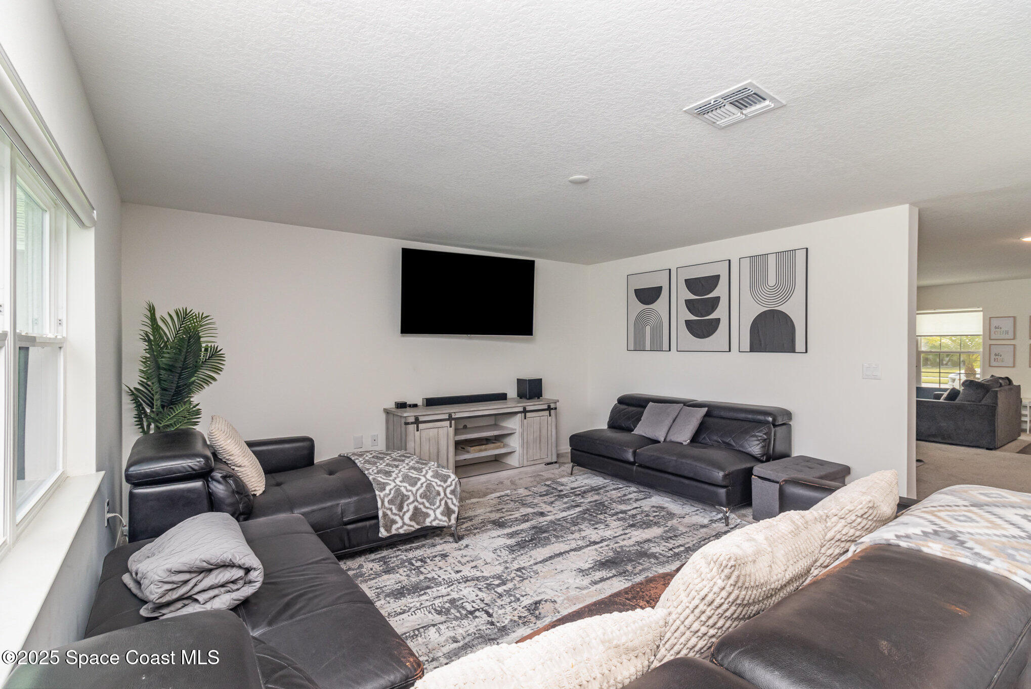1043 Corbin Circle Southwest Palm Bay, FL 32908 - Photo 14 of 30 013_img_7617-edit_454
