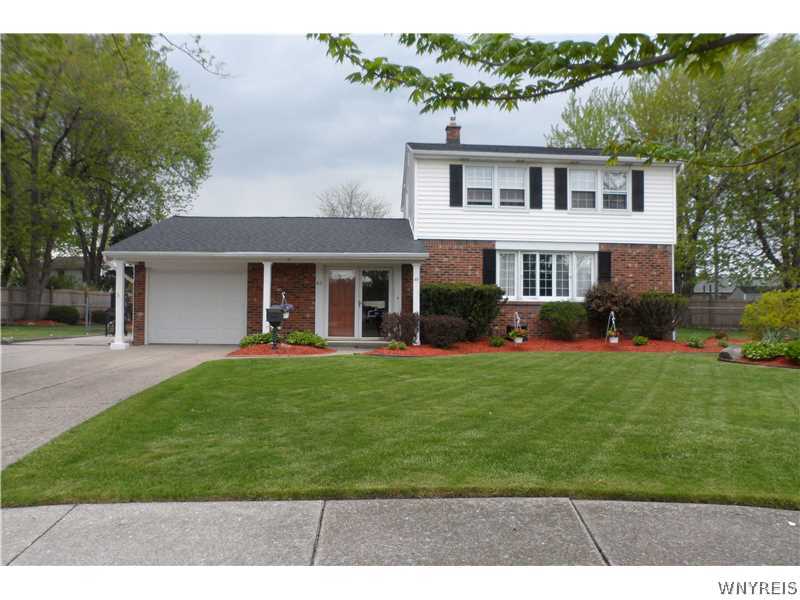 Exterior Front. Beautifully maintained colonial lo