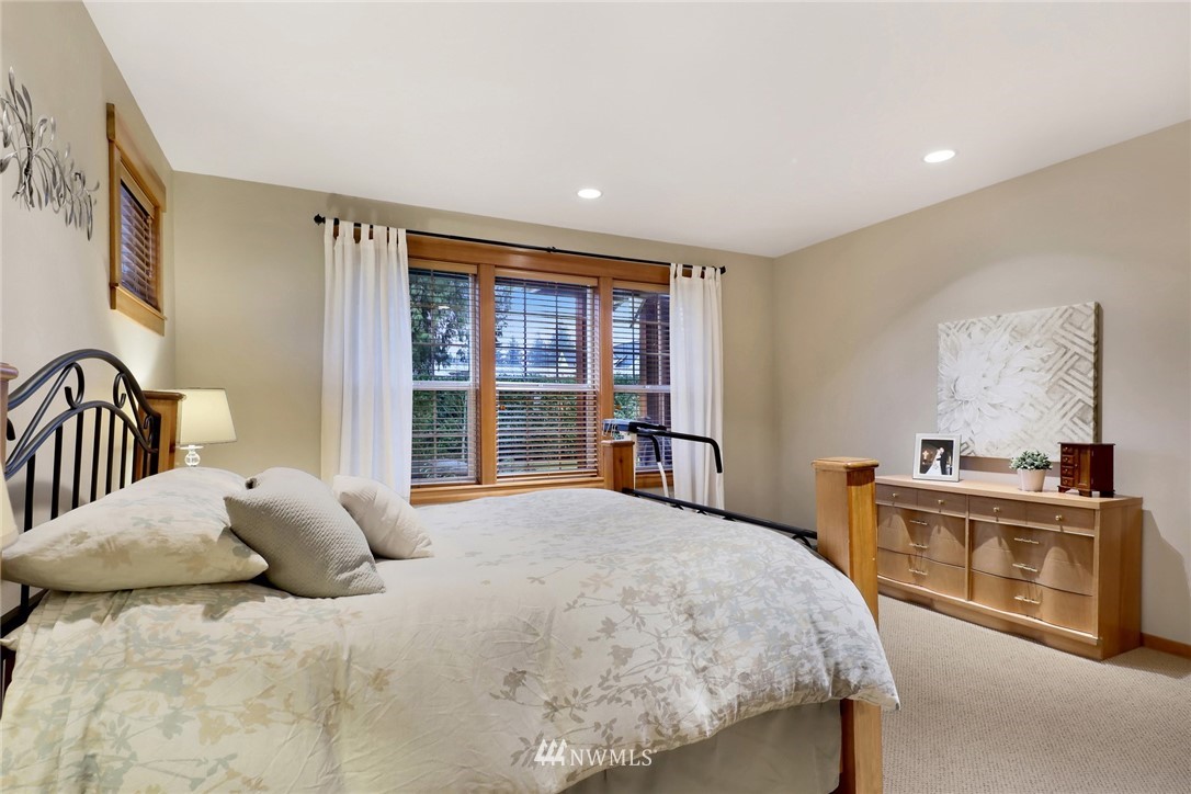 8351 Double Ditch Road Lynden, WA 98264 - Photo 8 of 40 Gallery Image 8