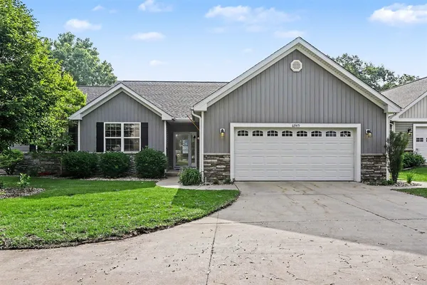 $426,000 | 6945 Hunters Creek, Unit 62, Kalamazoo, MI 49048