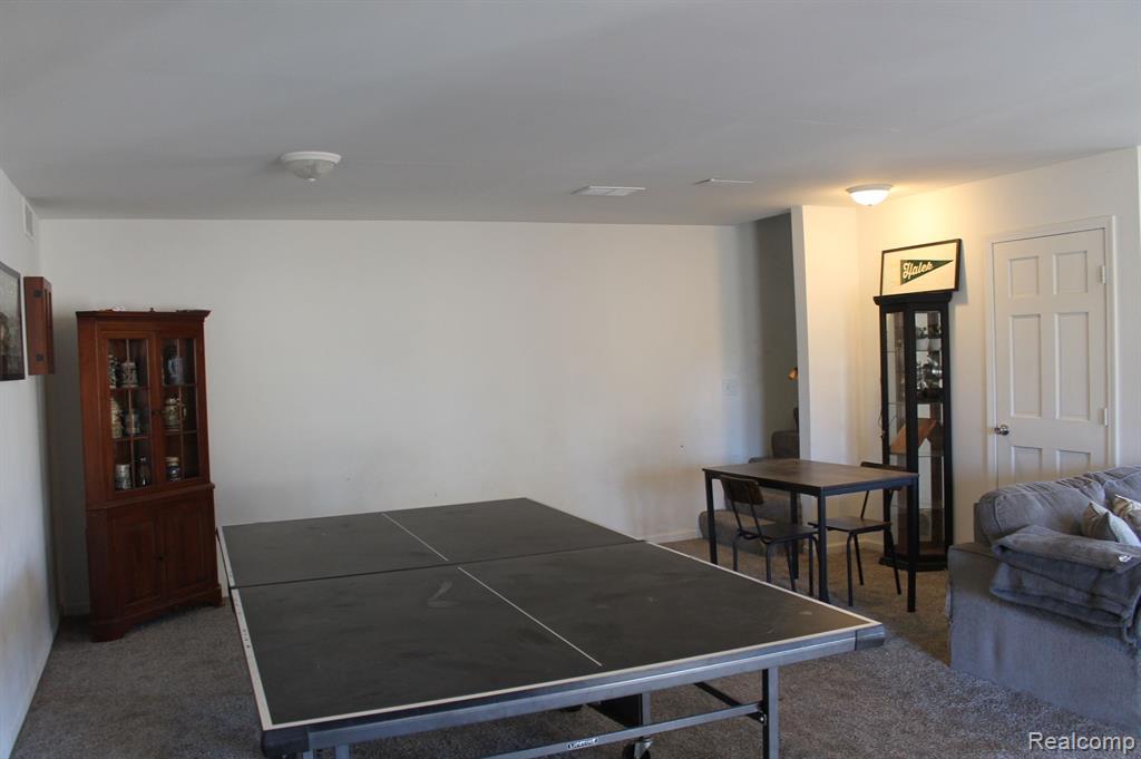 9611 Whitewood Road Pinckney, MI 48169 - Photo 29 of 38 Gallery Image 29