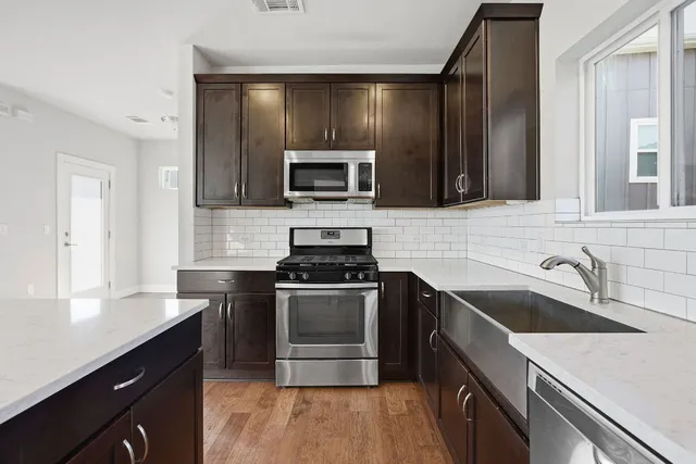 $2,300 | 1912 Dinsdale Lane, Austin, TX 78741