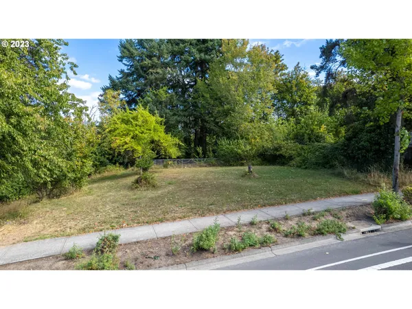$1,200,000 | 6955 East Main Street, Hillsboro, OR 97123