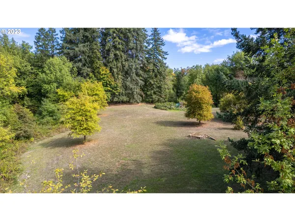 $1,200,000 | 6955 East Main Street, Hillsboro, OR 97123