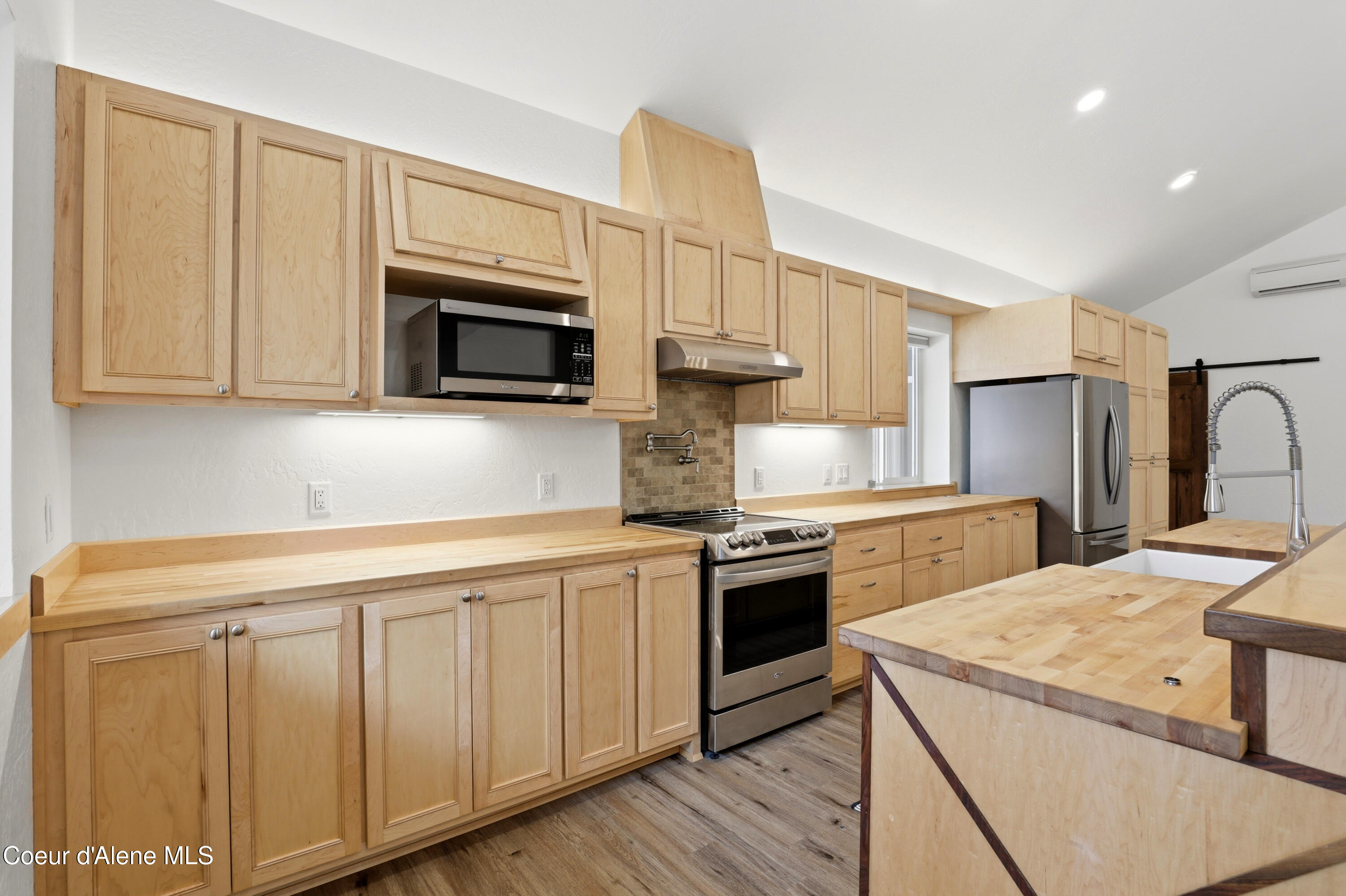 253 Hanaford Road Blanchard, ID 83804 - Photo 14 of 58 13_img_5946