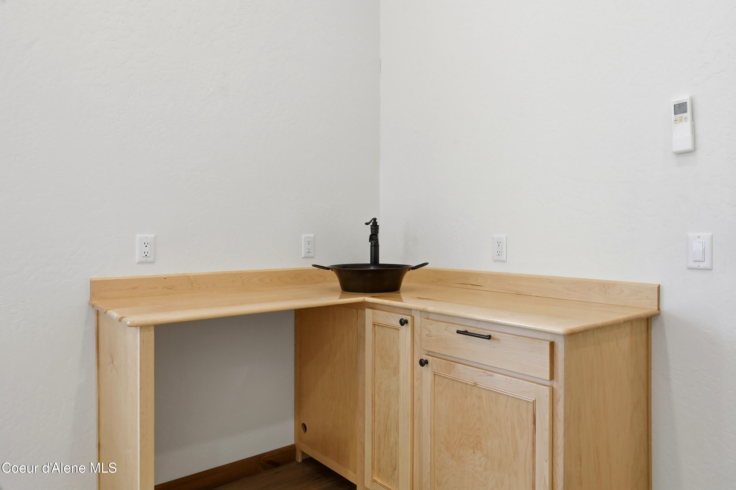 253 Hanaford Road Blanchard, ID 83804 - Photo 37 of 58 34_img_6003