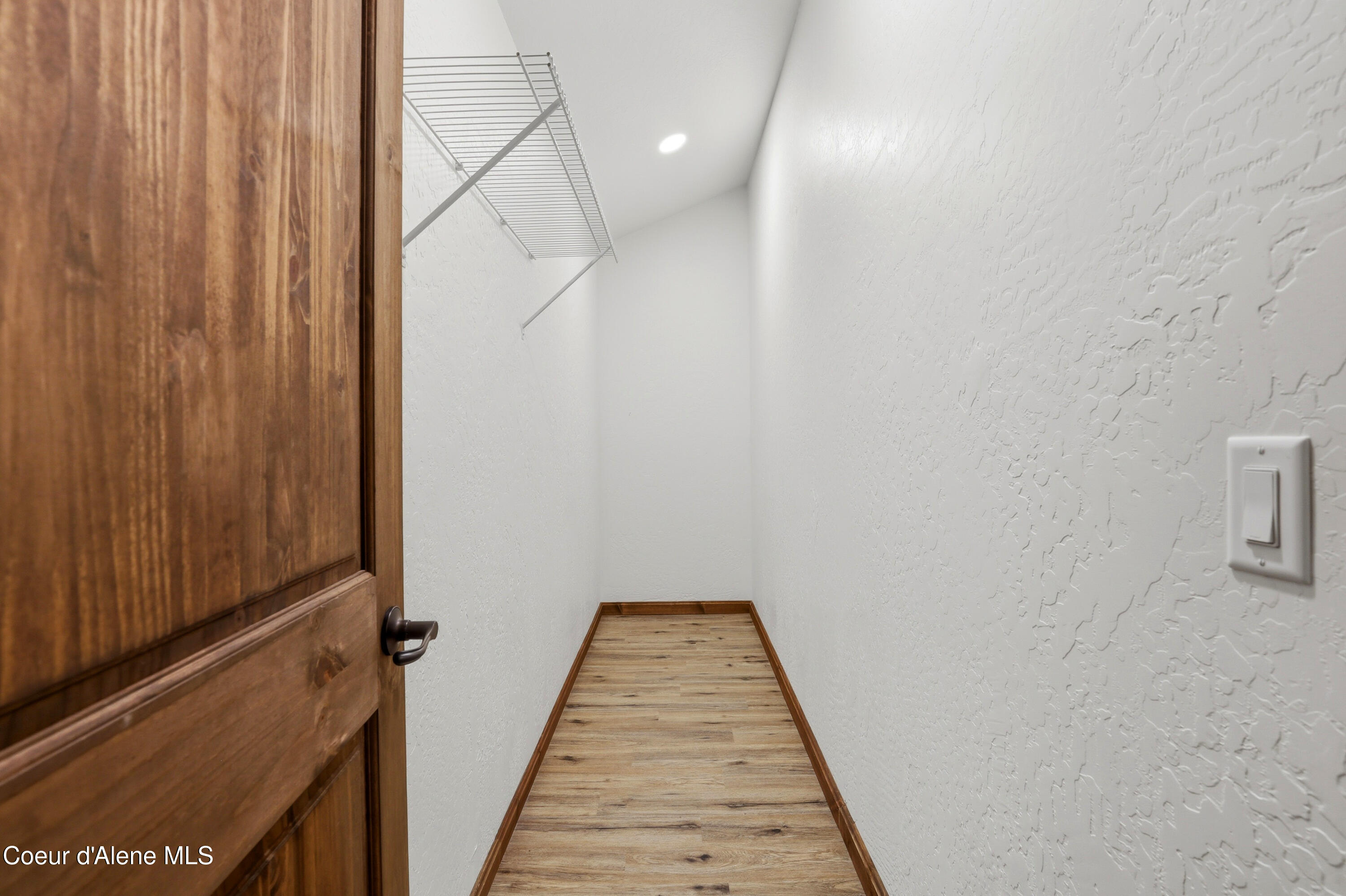 253 Hanaford Road Blanchard, ID 83804 - Photo 40 of 58 37_img_6015