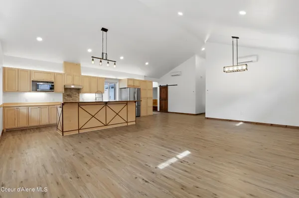 $650,000 | 253 Hanaford Road, Blanchard, ID 83804