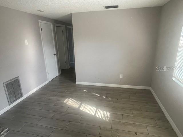 1004 57th Ave Place East Bradenton, FL 34203 - Photo 7 of 26