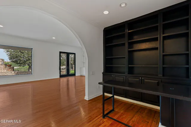 $879,000 | 5661 Cortina Drive, El Paso, TX 79912