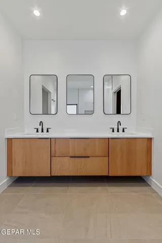 $879,000 | 5661 Cortina Drive, El Paso, TX 79912