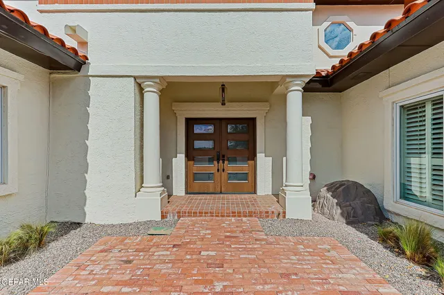 $879,000 | 5661 Cortina Drive, El Paso, TX 79912