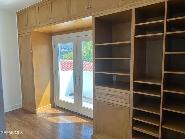 $879,000 | 5661 Cortina Drive, El Paso, TX 79912