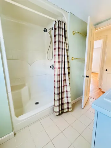 $525,000 | 264 North Street, Manchester, NH 03104