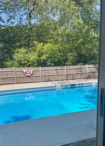 $525,000 | 264 North Street, Manchester, NH 03104