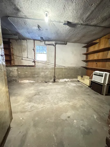 $525,000 | 264 North Street, Manchester, NH 03104