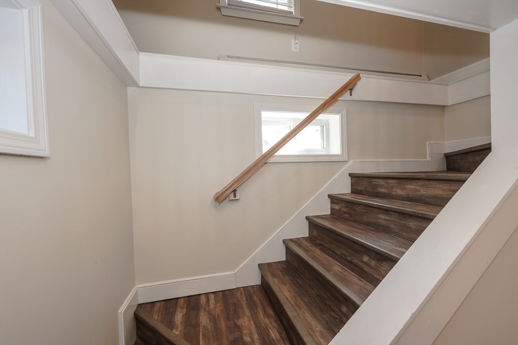 86 Meadowbrook Road Chelmsford, MA 01863 - Photo 15 of 41