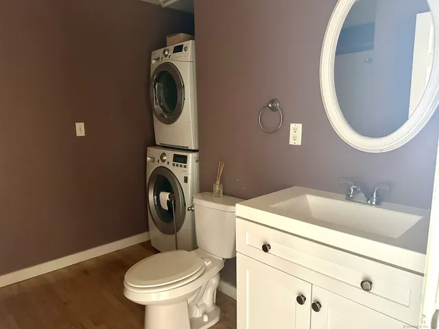 $170,000 | 325 Lafayette Street, Unit 3303, Bridgeport, CT 06604